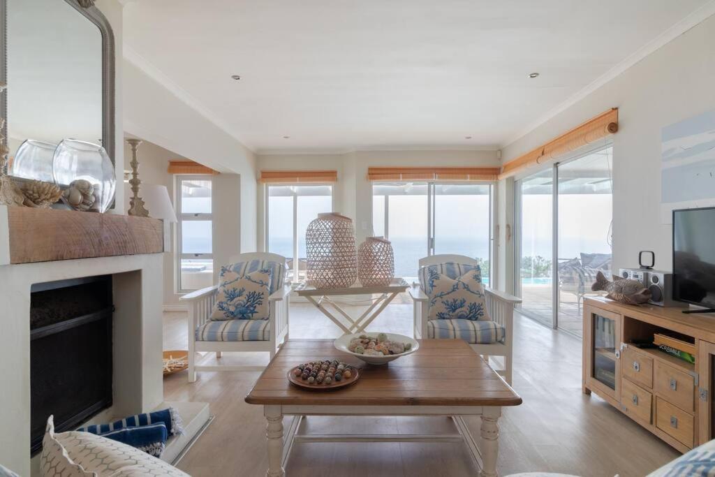 La Petite Baleine Oceanfront Luxury Villa Де-Келдерс Экстерьер фото