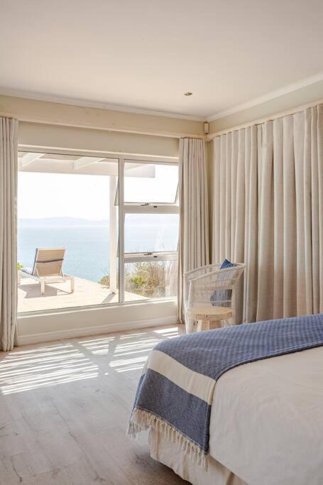 La Petite Baleine Oceanfront Luxury Villa Де-Келдерс Экстерьер фото