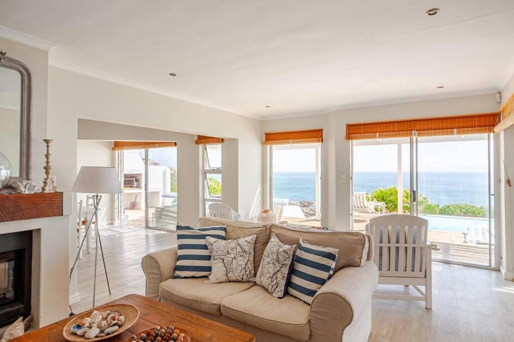 La Petite Baleine Oceanfront Luxury Villa Де-Келдерс Экстерьер фото