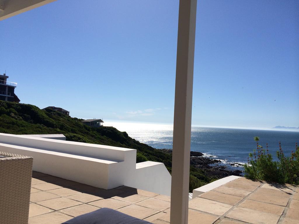 La Petite Baleine Oceanfront Luxury Villa Де-Келдерс Экстерьер фото
