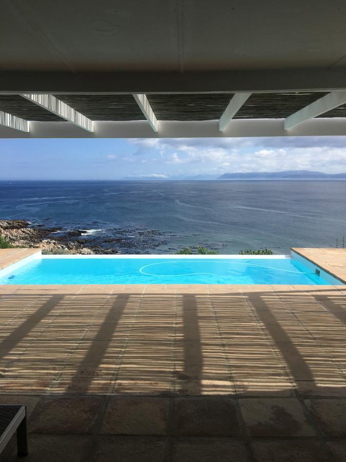 La Petite Baleine Oceanfront Luxury Villa Де-Келдерс Экстерьер фото